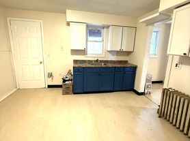 932 Robinson St, Scranton, PA