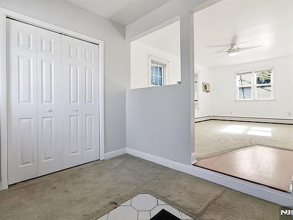 3rd image of 28 Perry Street