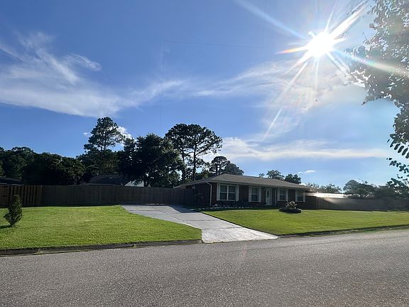 4th image of 8645 Kingfisher Ln