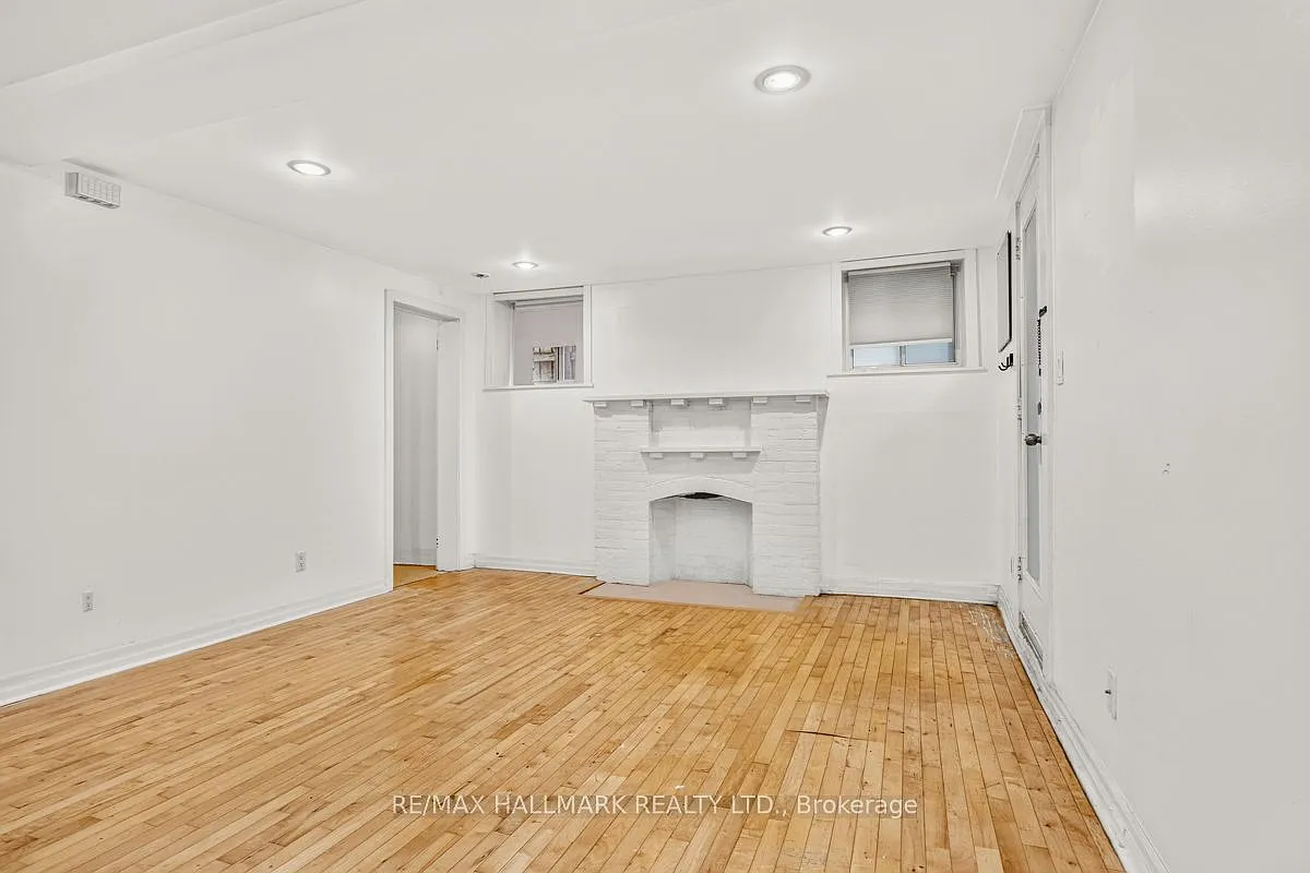 2 bed, $1,790 — Photo 4