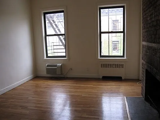 Rented by Nest Seekers International | media 9