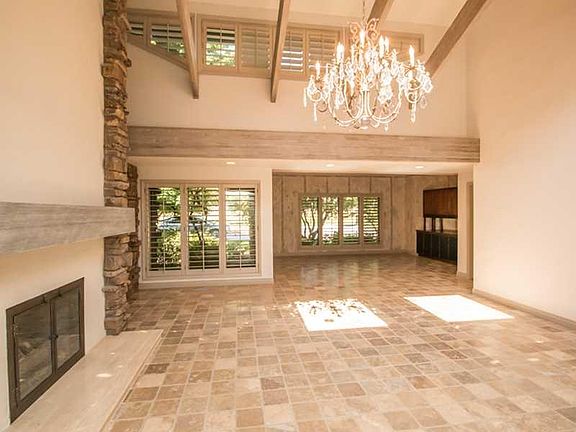 4th image of 79 Dogwood Dr