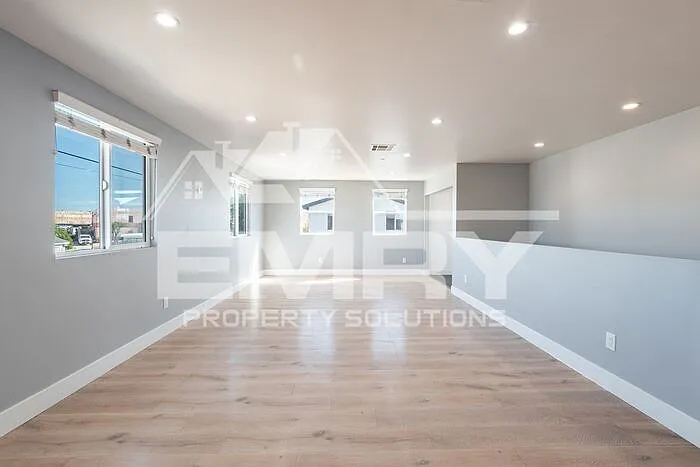 4 bed, 4.0 bath, $4,400 — Photo 4