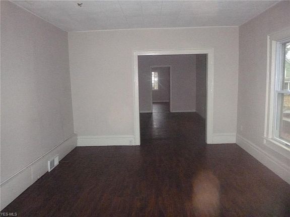 3rd image of 67 Morningside Dr #1