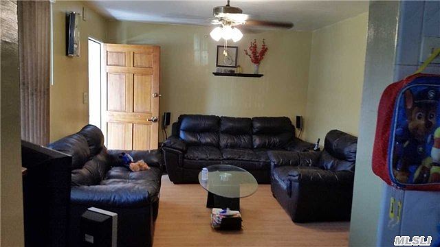 2nd image of 6537 223rd Pl