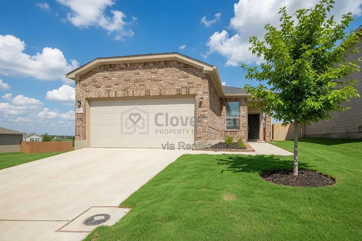 4 bed, 2.0 bath, 1418 sqft, $1,695 — Photo 1