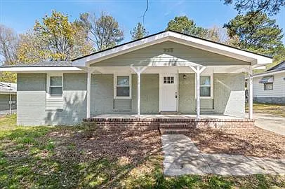 613 Grantland Dr Photo 1
