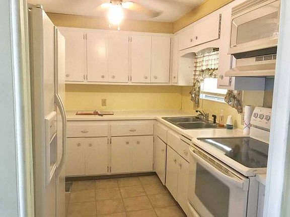 2nd image of 2505 E Bay Dr Lot 175