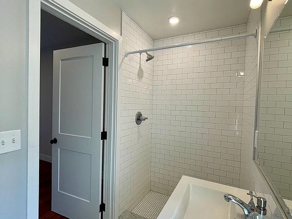 5th image of 6802 Chew Ave APT 3