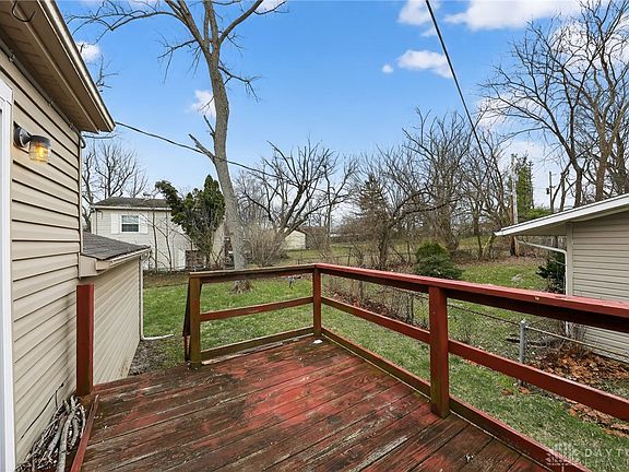 4th image of 4093 Klepinger Rd