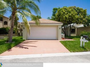 2040 NW 37th Ave, Coconut Creek, FL 33066