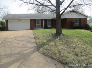 830 English Ln, Belleville, IL