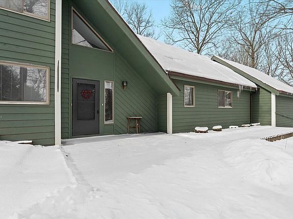 4th image of 6055 Shaftsburg Rd