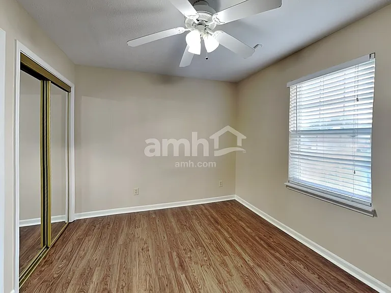 10393 Buell Ct — Photo 12