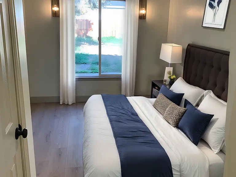 1st Floor bedroom #1