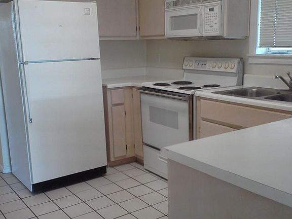 2nd image of 1006A Highway 98 E Unit 133