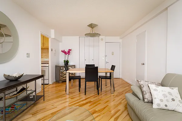 Sold by Brown Harris Stevens | media 4