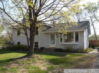 11351 Heather St NW, Coon Rapids, MN 55433