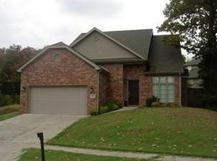 237 S Tamarind Cv, Fayetteville, AR 72701