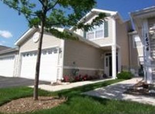 1432 W Remington Ln, Round Lake, IL 60073