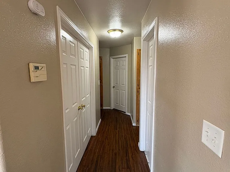 391 Trinity Ct — Photo 5