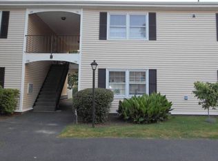 137 Towne Square Dr, Newport News, VA 23607