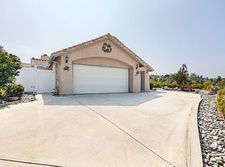 12033 Sterling Hill Ln, Lakeside, CA 92040