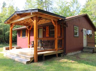 W8873 County Rd W, Crivitz, WI 54114