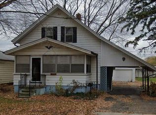 27433 Groveland St, Madison Heights, MI 48071