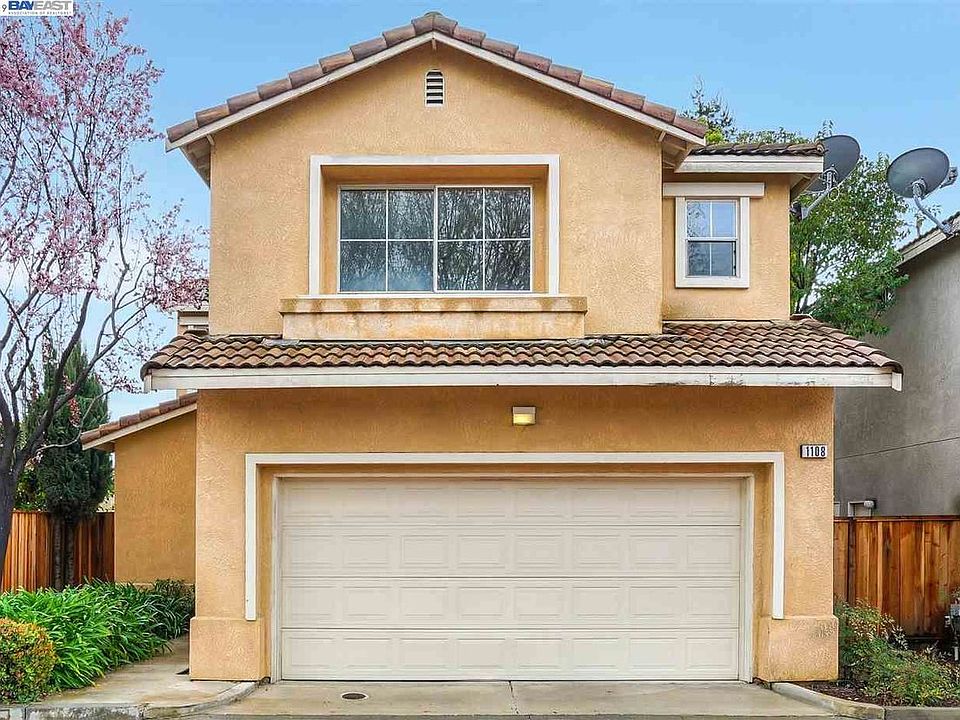 2nd image of 1108 La Brea Ter