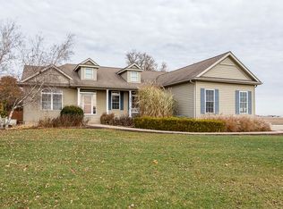 24100 Territorial Rd, Le Claire, IA 52753