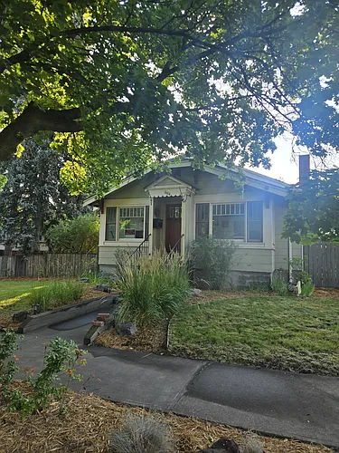 1604 NW 2nd St #1 Photo 1 1604 NW 2nd St #1 Photo 1