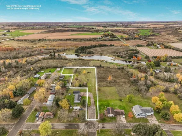 303 Portland Ave W, Almena, WI 54805