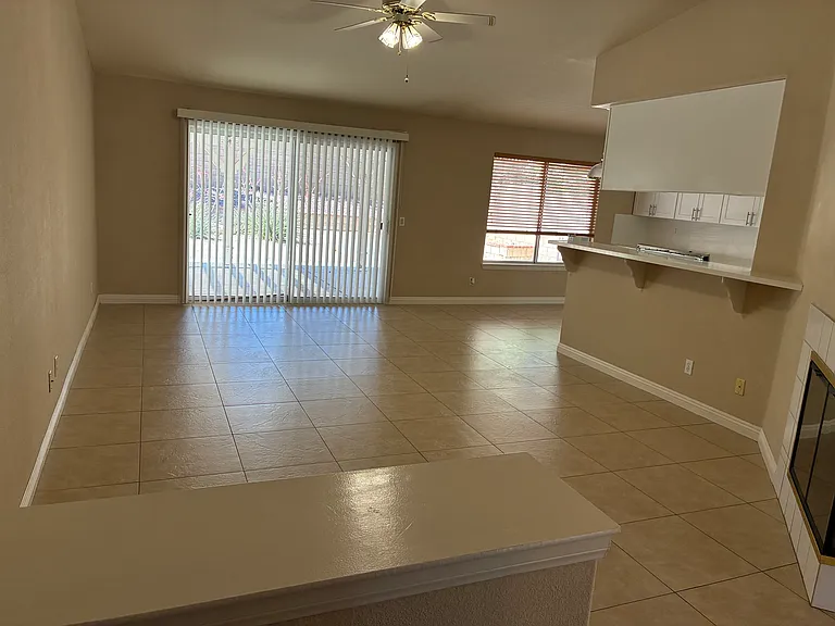 2614 Sycamore Ln — Photo 6