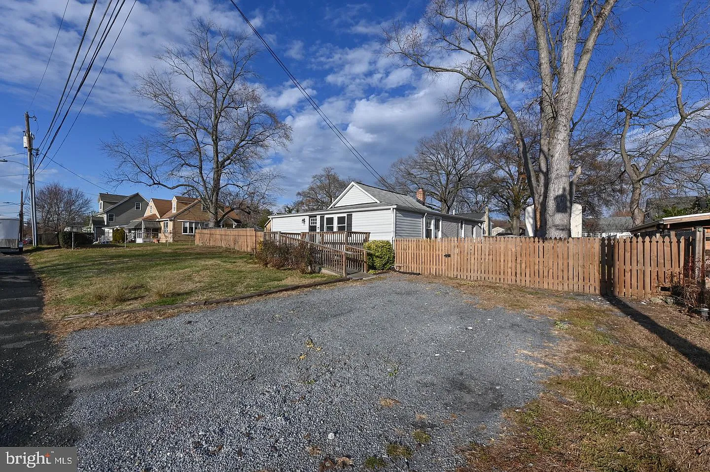 3 bed, 2.0 bath, 1353 sqft, $2,800 — Photo 3