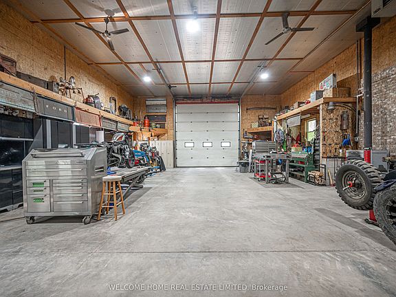 3rd image of 8071 4th Line