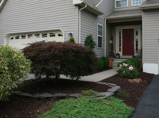 129 Susquehanna Trl, Allentown, PA 18104