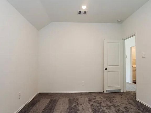 2nd image of 6420 Heritage Creek Ln