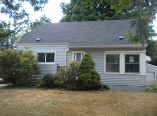 2950 Pikes Ave, Akron, OH 44314