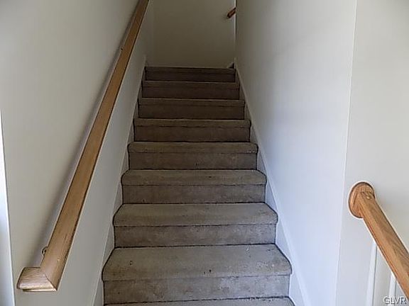 4th image of 1799 Chateau Pl