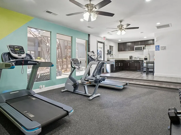 Don't Miss Out Biltmore Homes Leasing Fast — Photo 128