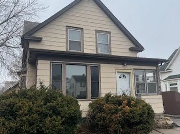 216 5th Ave S, South Saint Paul, MN 55075