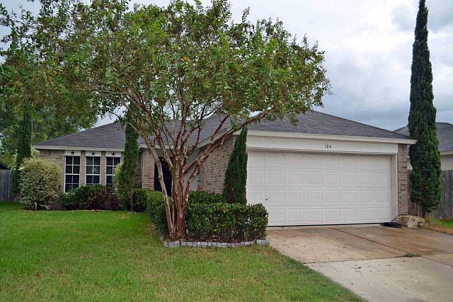 1st image of 104 Clydesdale Ln