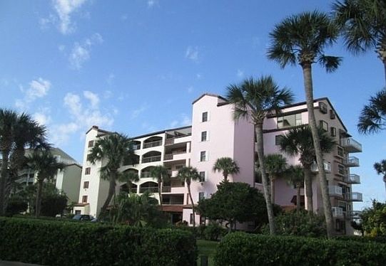 1st image of 645 Marina Point Dr