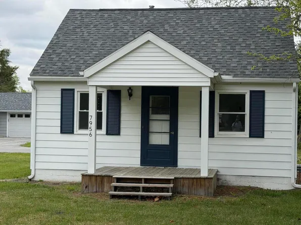 7956 Hill Ave, Holland, OH 43528