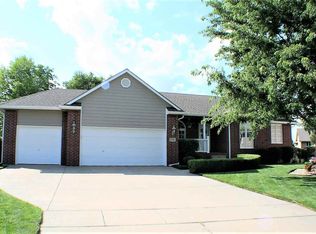 2731 N Shefford Ct, Wichita, KS 67205