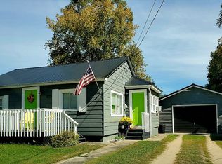 423 S Hemlock St, Evart, MI