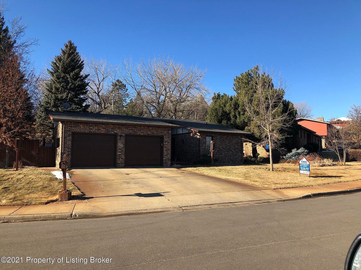 1091 5th Ave W Dickinson Nd 58601 Mls 21 333 Zillow