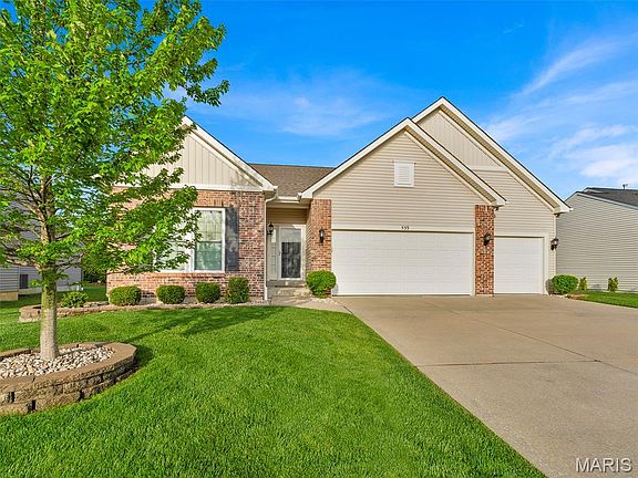 2nd image of 539 Crystal Stream Dr