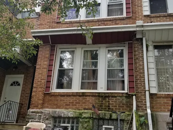 2218 N Hobart St, Philadelphia, PA 19131